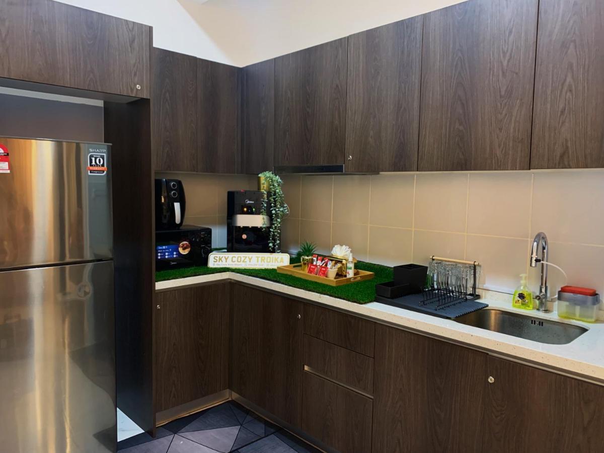 Sky Cozy Troika Residence, 1 Bedroom 4-6 Pax, 2 Bedrooms 6-8 Pax, Pool Vew, Sky & City View, Free Parking, Pool, Unlimited Wifi & Netflix Kota Bharu Zewnętrze zdjęcie