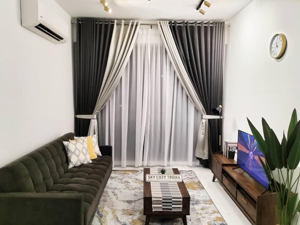 Sky Cozy Troika Residence, 1 Bedroom 4-6 Pax, 2 Bedrooms 6-8 Pax, Pool Vew, Sky & City View, Free Parking, Pool, Unlimited Wifi & Netflix Kota Bharu Zewnętrze zdjęcie