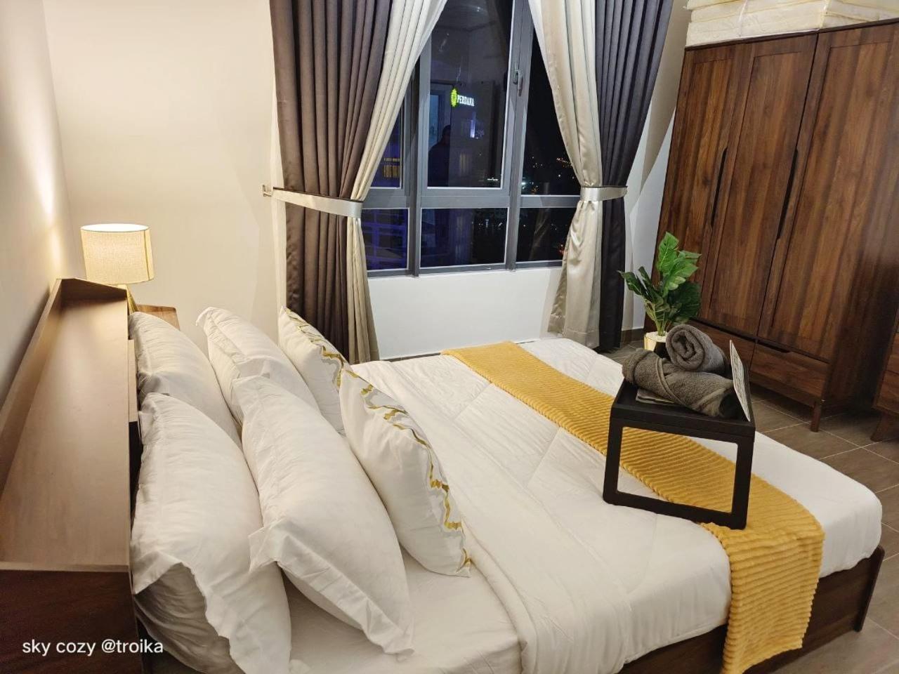 Sky Cozy Troika Residence, 1 Bedroom 4-6 Pax, 2 Bedrooms 6-8 Pax, Pool Vew, Sky & City View, Free Parking, Pool, Unlimited Wifi & Netflix Kota Bharu Zewnętrze zdjęcie