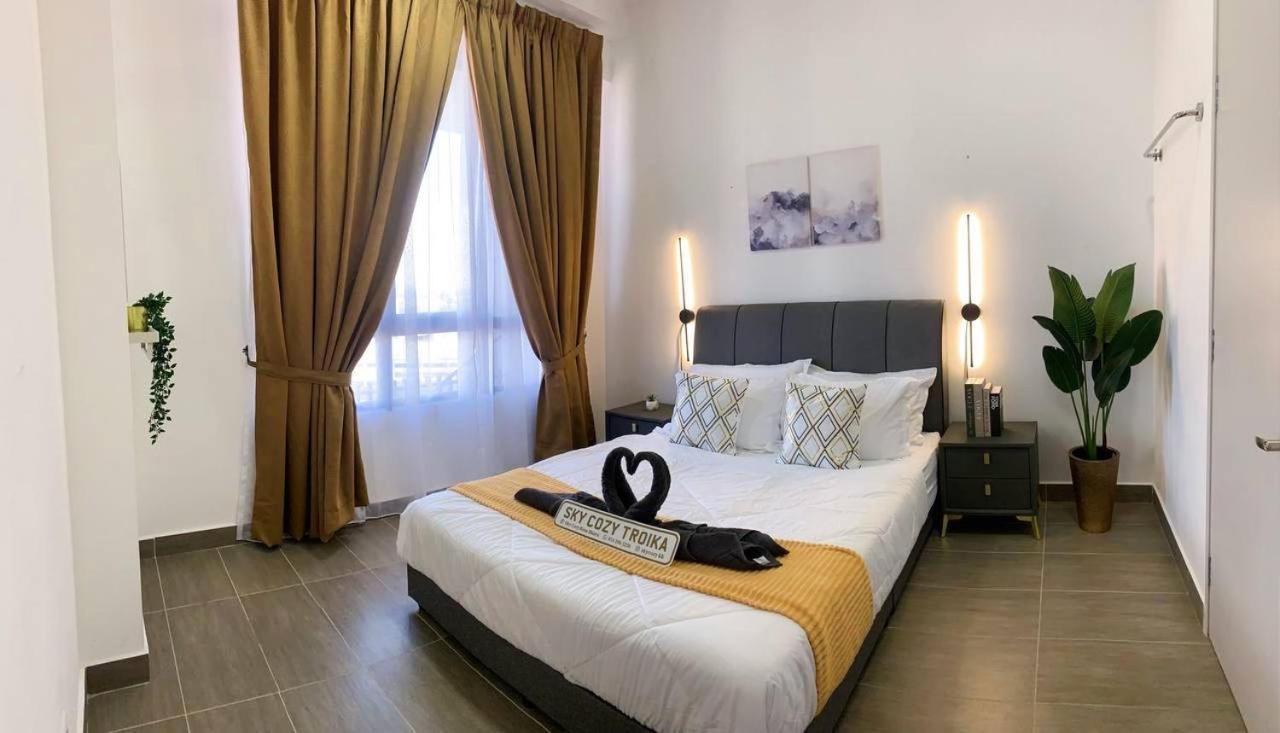 Sky Cozy Troika Residence, 1 Bedroom 4-6 Pax, 2 Bedrooms 6-8 Pax, Pool Vew, Sky & City View, Free Parking, Pool, Unlimited Wifi & Netflix Kota Bharu Zewnętrze zdjęcie